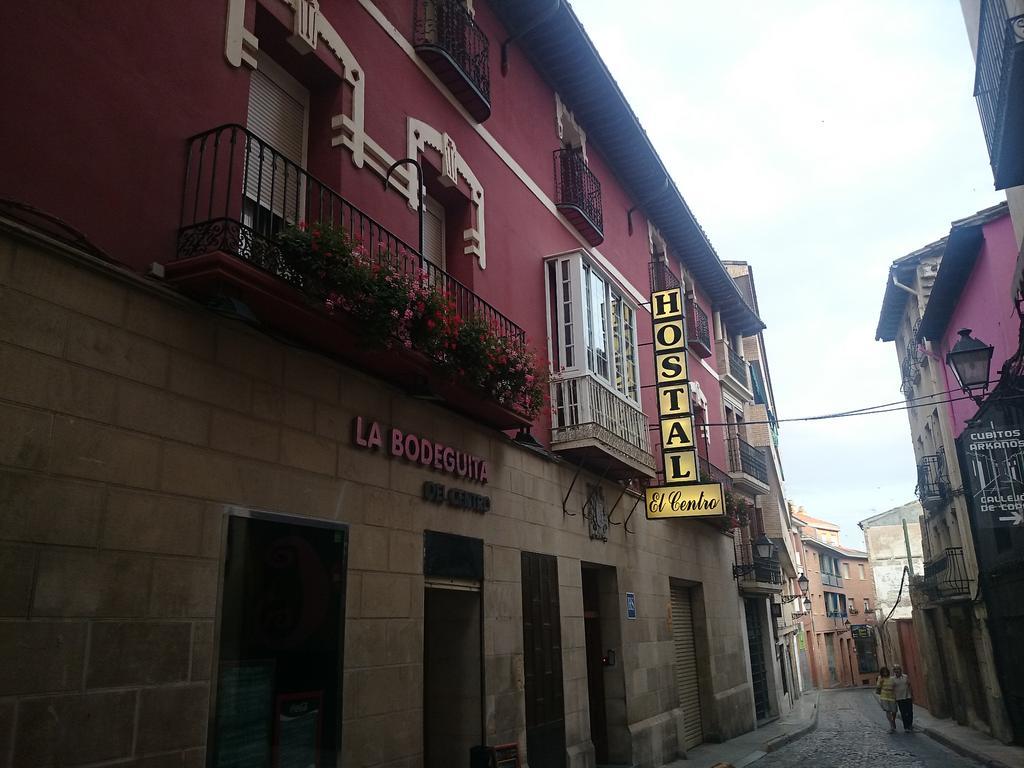 Hostal El Centro Huesca Ngoại thất bức ảnh